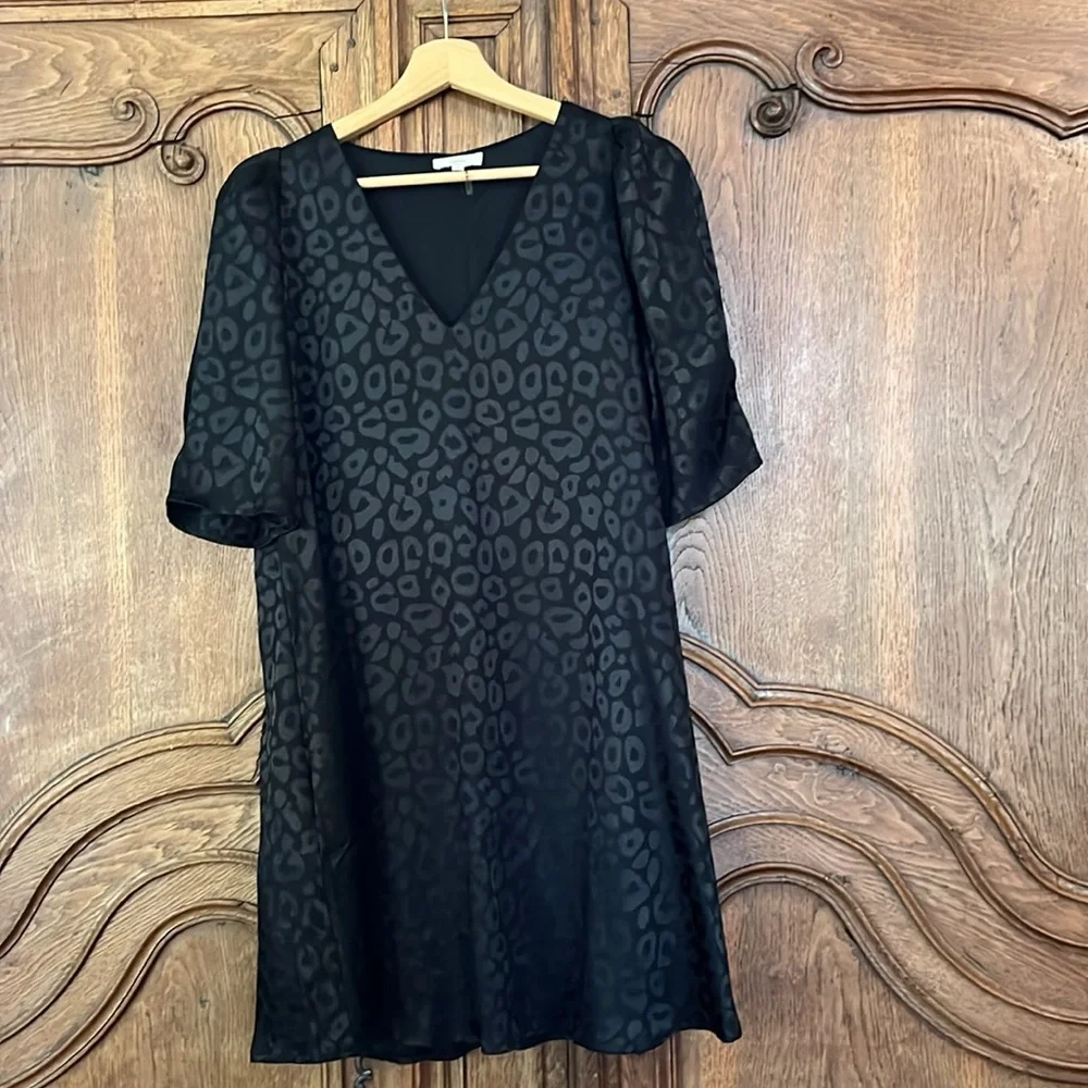 Entro Black Leopard Print V-Neck Puff Sleeve Dress with Pockets - Picture 4 of 12